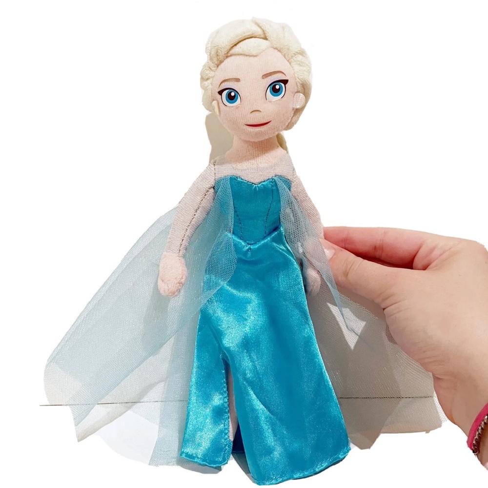 Disney Frozen Elsa Plush Toy Doll Stuffy Princess Queen Blue Satin Dress Ice Fun